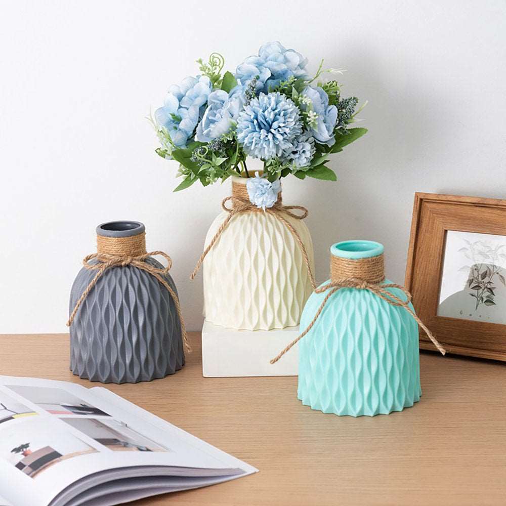 Nordic Style Plastic Faux Striped Rustic Vase
