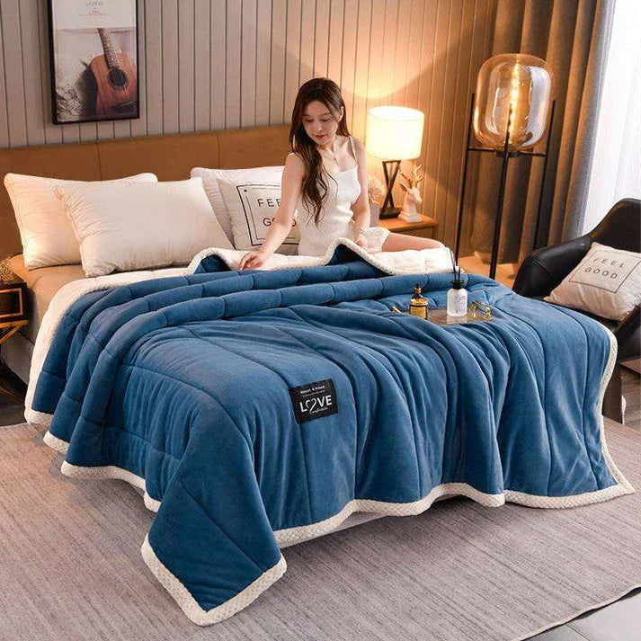 Coral Fleece Blanket - Soft Thick Winter Blanket | 5 Sizes | 6 Colors