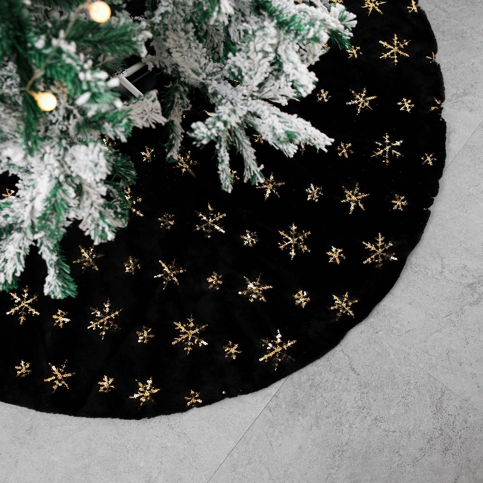 Black Velvet Christmas Tree Skirt Home Decor Embroidered Cushion