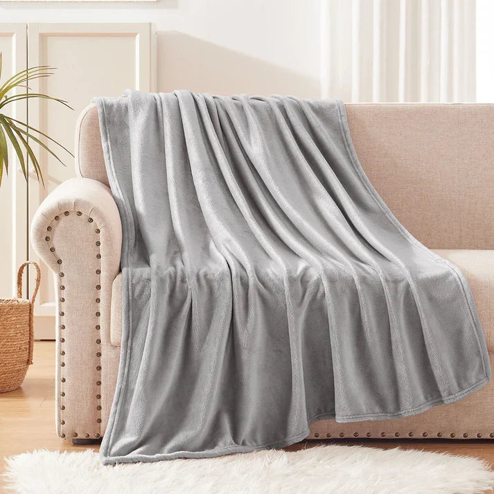 Throw Fleece Bed Covers Blanket for Couch/Bed, Lightweight and Cozy( Ivory )