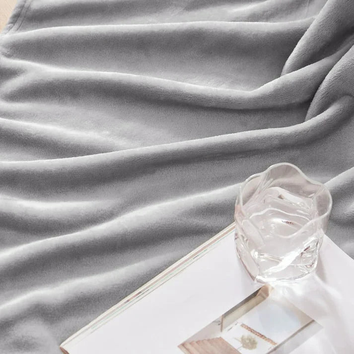Throw Fleece Bed Covers Blanket for Couch/Bed, Lightweight and Cozy( Ivory )