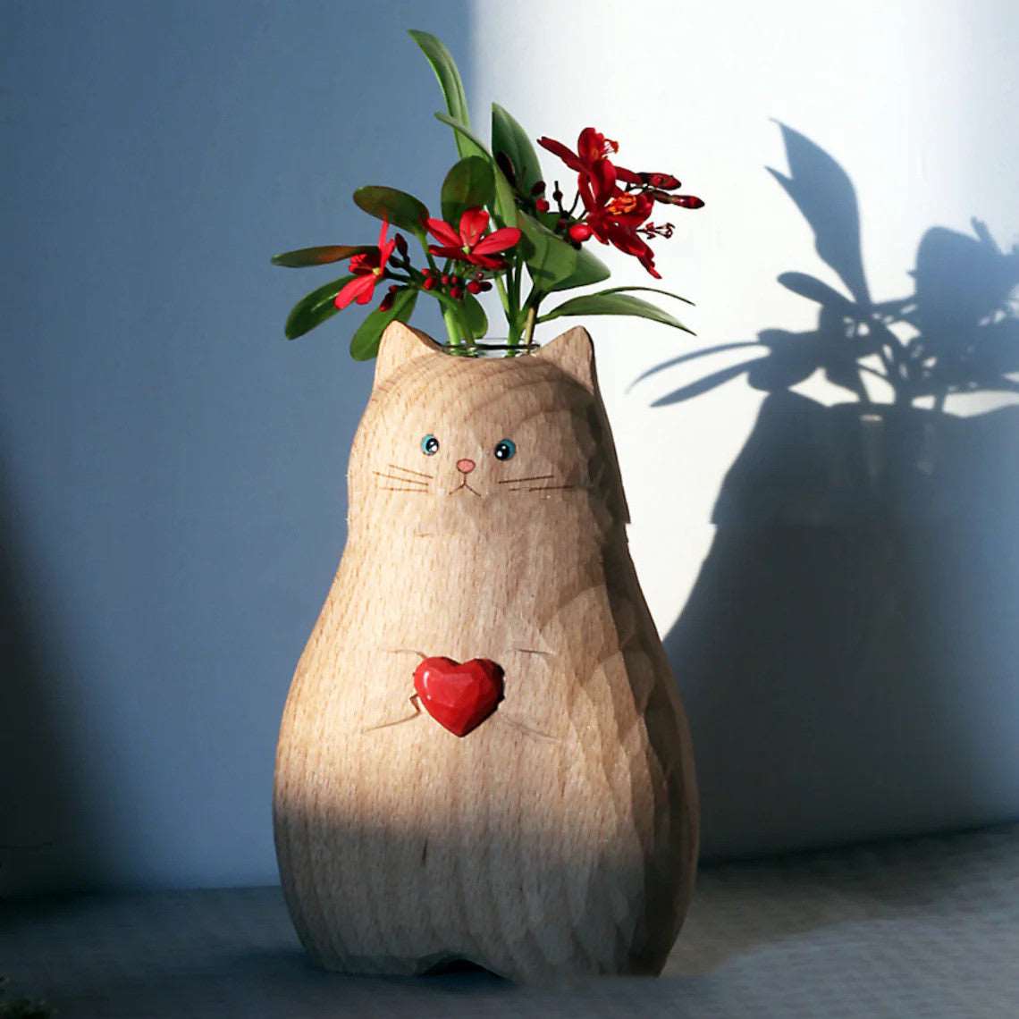 Wooden Cat Vase – Handmade Heart Design | Cute Cat Home Decor & Cat Lover Gift