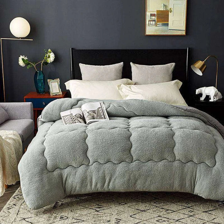 Warm Winter Comforter - Soft Lamb Wool Touch Microfiber Quilt | 2 Sizes | 4 Colors