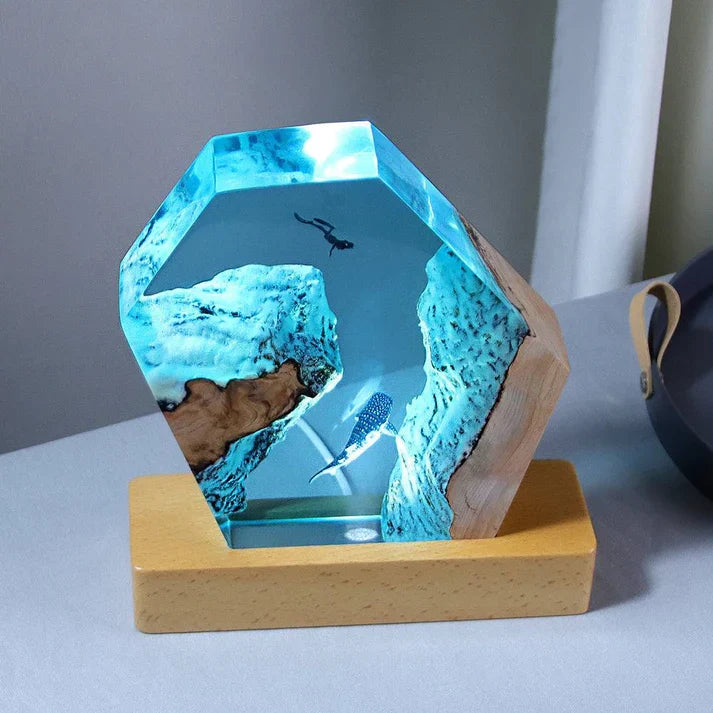 Solid Resin lamps Night Cave Whale Divers Ornaments