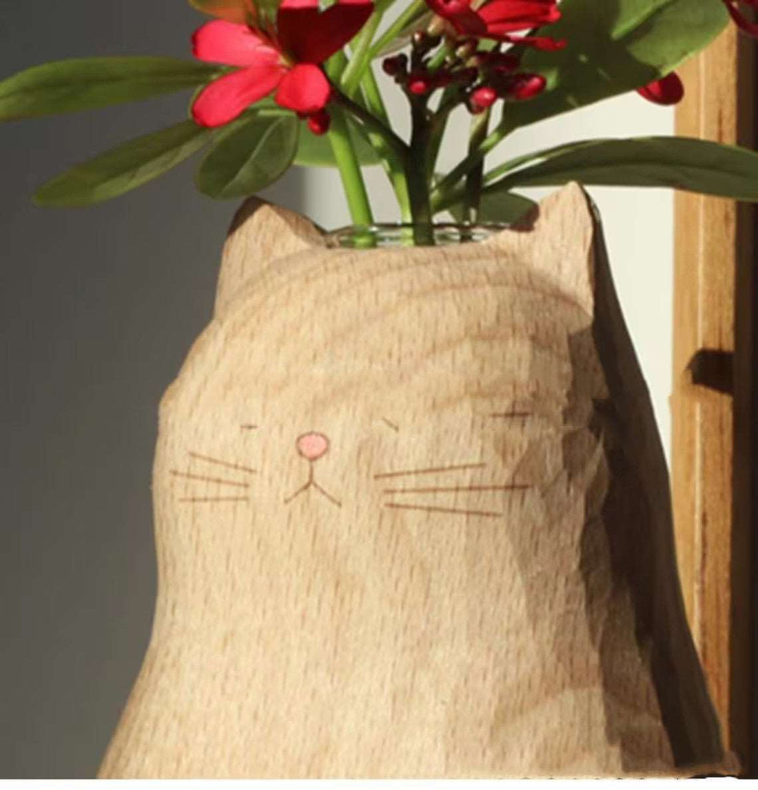 Wooden Cat Vase – Handmade Heart Design | Cute Cat Home Decor & Cat Lover Gift